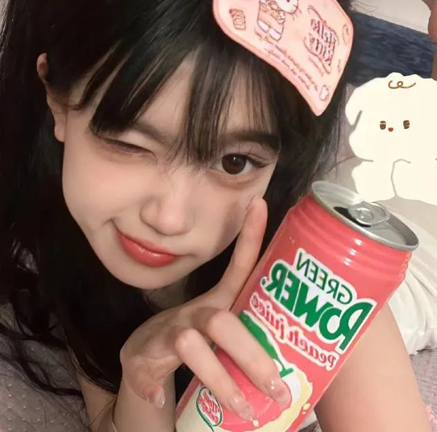那女孩真帅